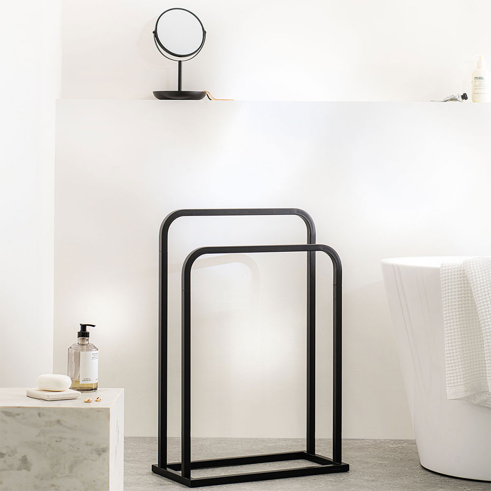 Brix black καθρέπτης μακιγιάζ με μεγέθυνση 5x Sealskin